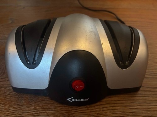Electric knife sharpener - ,